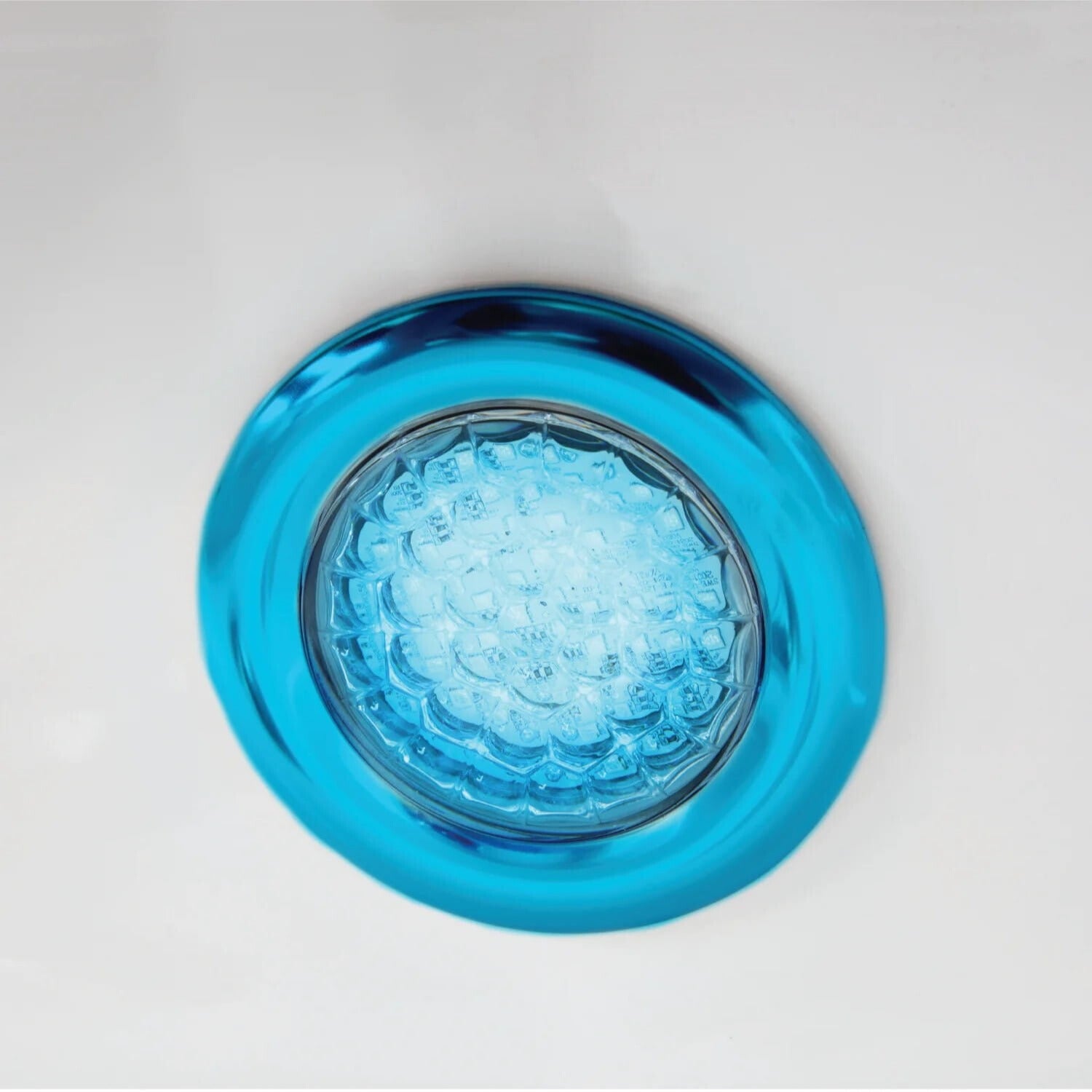 blue light featured on shampoo bed